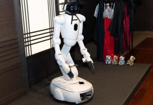 Thiết bị cục mịch của LG bóc trần ngành robot hình người Trung Quốc