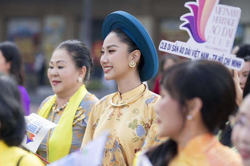 van hoa anh 1