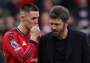Vì sao 3 trận cuối cùng của MU vẫn là chung kết với Carrick?