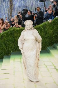 Heidi Klum gây sốc