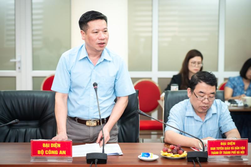 luat xuat ban anh 10