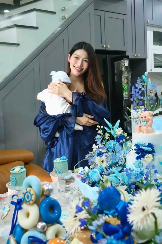 Chế Nguyễn Quỳnh Châu ảnh 11 Che Nguyen Quynh Chau anh 11