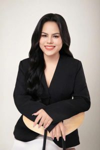 Cửa hàng kim cương đột ngột đóng cửa, khách có được khởi kiện?