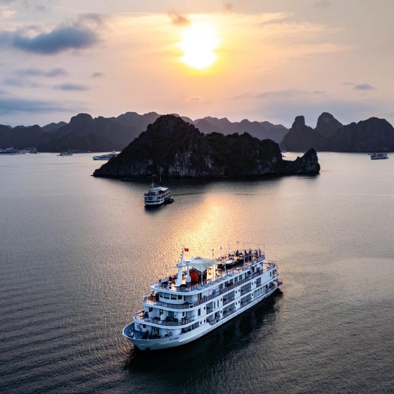 khách Nga, Quảng Ninh ảnh 1 khách Nga, Quảng Ninh ảnh 1