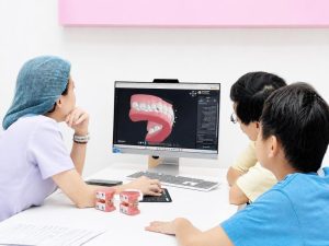 Chuyên gia chỉ ra lý do trẻ nên can thiệp niềng răng trước 10 tuổi