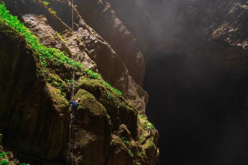 hố sụt,  zipline ảnh 11