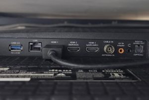 Chú ý cổng này nếu không muốn làm hỏng TV