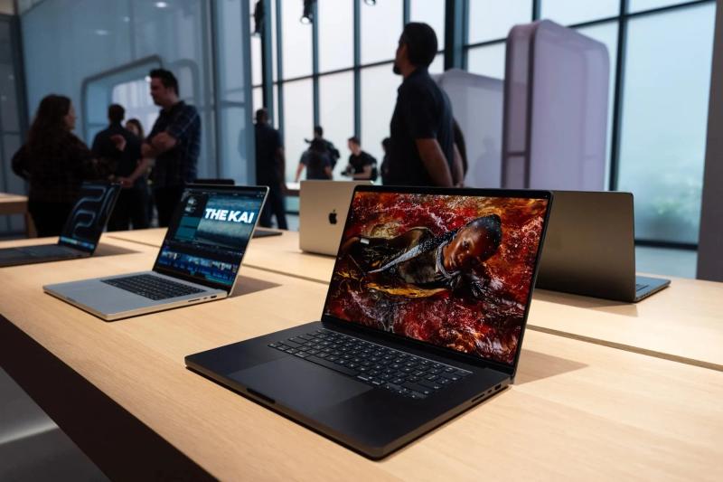 MacBook Pro OLED, MacBook Air OLED, MacBook Pro mới nhất, giá bán MacBook Air ảnh 1 MacBook Pro OLED, MacBook Air OLED, MacBook Pro mới nhất, giá bán MacBook Air ảnh 1