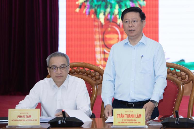 xuất bản ảnh 2 xuất bản ảnh 2