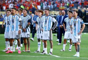 Lời dặn của Messi làm dấy lên nghi vấn về Argentina