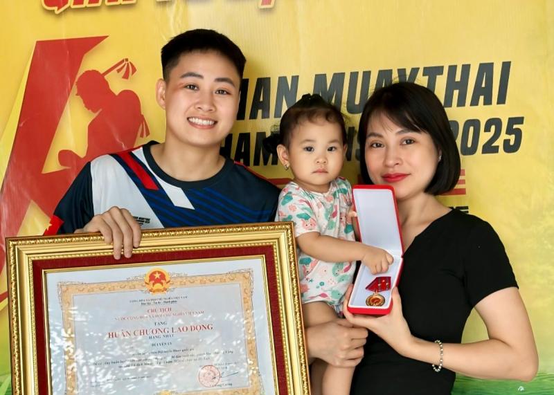 Bùi Yến Ly ảnh 2 Bùi Yến Ly ảnh 2