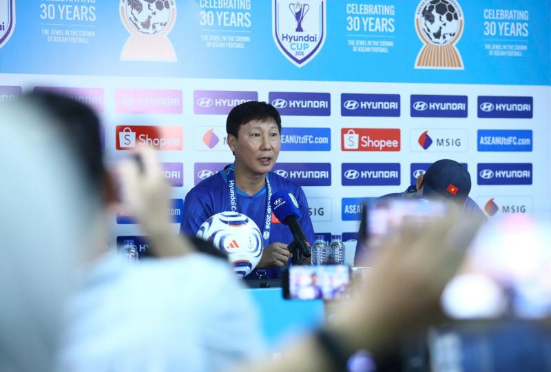 Kim Sang-sik ASEAN Cup ảnh 1 Kim Sang-sik ASEAN Cup ảnh 1