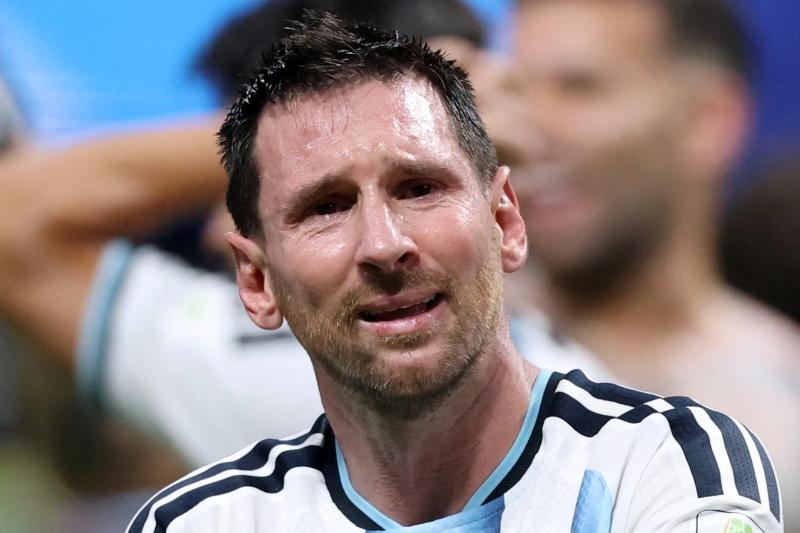 Messi đi bộ ảnh 2 Messi đi bộ ảnh 2