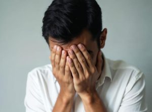 39 tuổi, mất ham muốn tình dục vì vợ bạo lực tinh thần