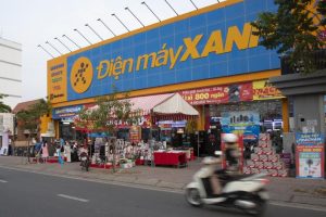 Thế Giới Di Động, VPBank, Techcombank cùng loạt tập đoàn rầm rộ ‘tuyển quân’