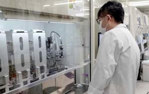 Thử nghiệm điều trị tái tạo khớp gối đầu tiên trên thế giới
