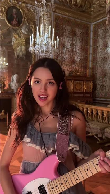 Olivia Rodrigo ảnh 4 Olivia Rodrigo ảnh 4