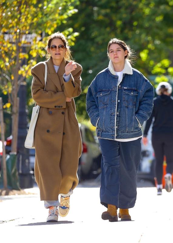 Katie Holmes ảnh 2 Katie Holmes ảnh 2