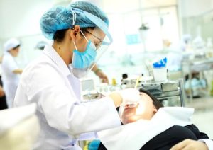 Siết quản lý nha khoa TP.HCM: Không để kỹ thuật xâm lấn ‘vượt rào’