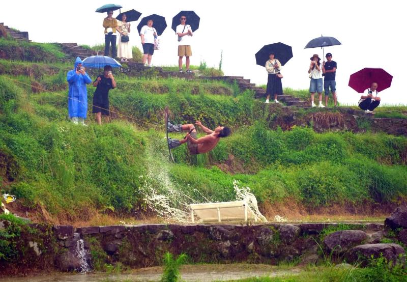 lướt ván, ruộng bậc thang ảnh 2 lướt ván, ruộng bậc thang ảnh 2