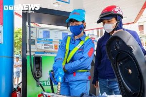 Trao quyền định giá xăng dầu cho doanh nghiệp, người dân được lợi gì?