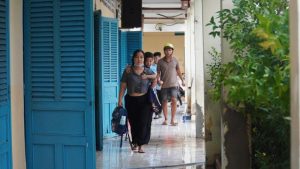TP.HCM mưa như trút, hiệu trưởng gửi tâm thư xúc động