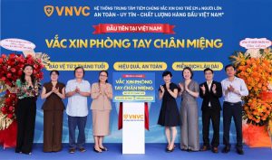 Vaccine tay chân miệng ‘nóng’, gần 25.000 mũi tiêm sau 5 ngày tại VNVC