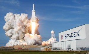 SpaceX vay 40 tỷ USD