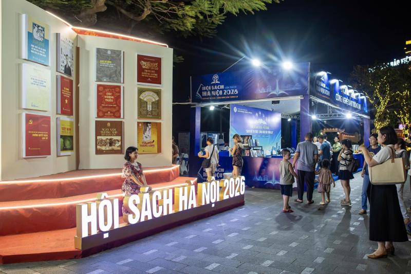 Hội sách ảnh 1 Hội sách ảnh 1