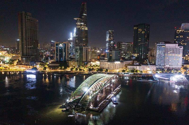 cầu đi bộ ảnh 5