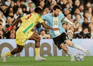 Việt Nam không nên bỏ lỡ những trận đấu như chia tay Messi