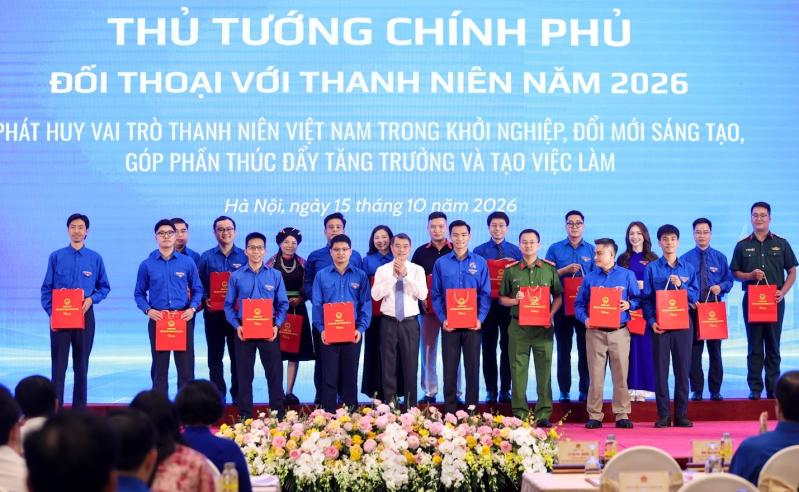 người trẻ mua nhà ảnh 2 người trẻ mua nhà ảnh 2